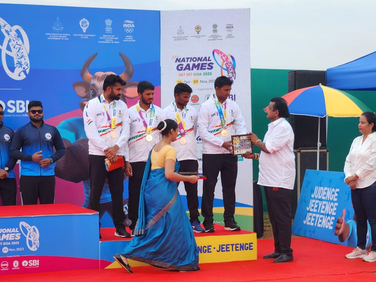 Shihan Hussaini distributes medals at National Games Goa, 2023